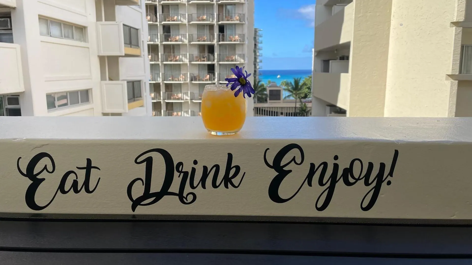 شقة Modern Ocean View Studio - Waikiki Paradise! هونولولو